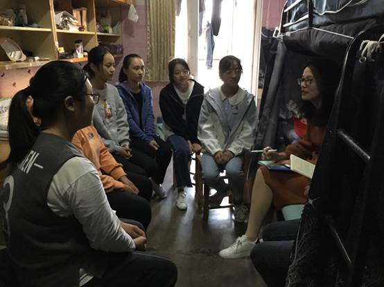 说明:F:\学院新闻稿\活动照片\三个一 1.JPG